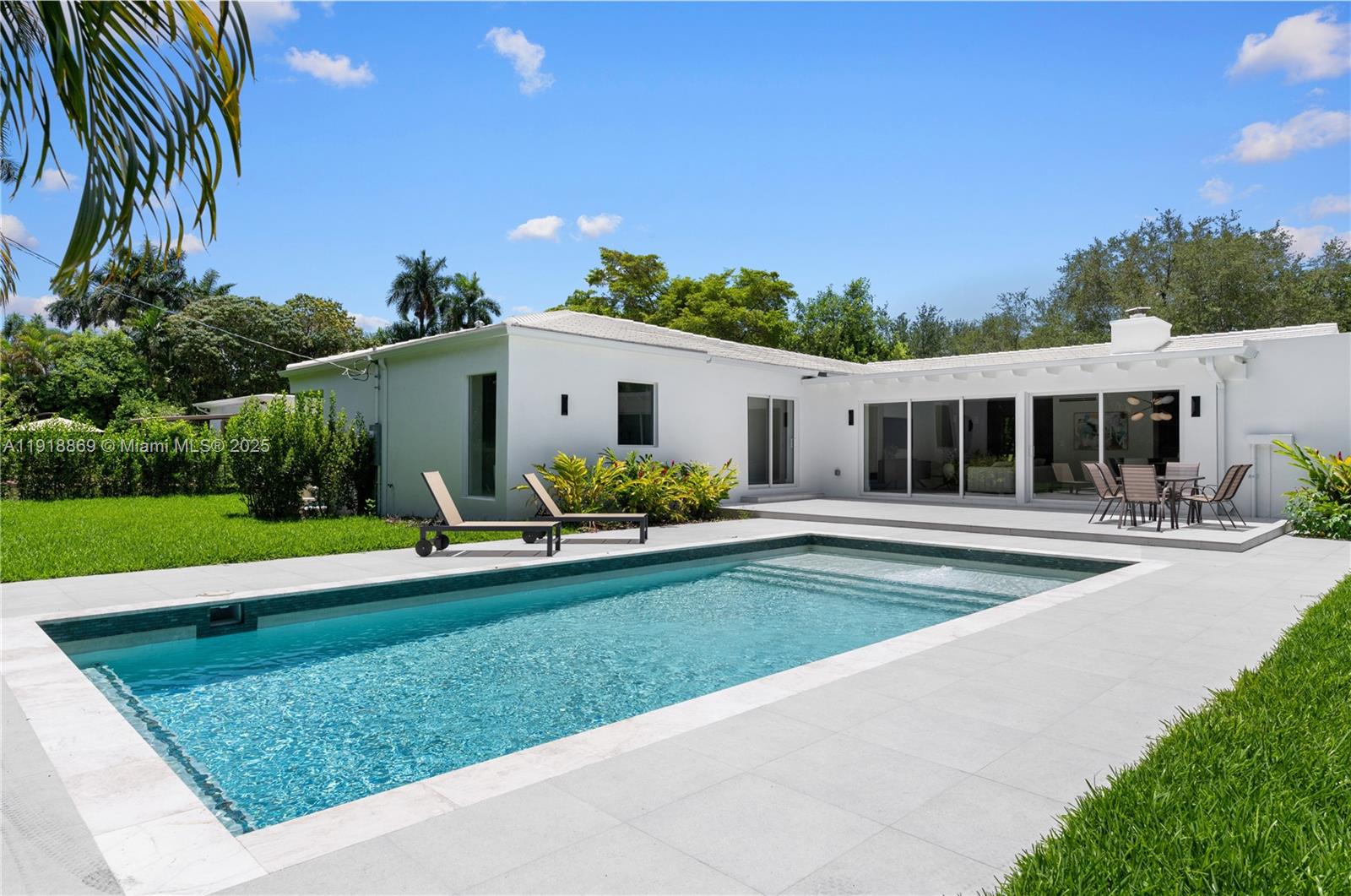 45 NE 104th St Miami Shores, FL 33138