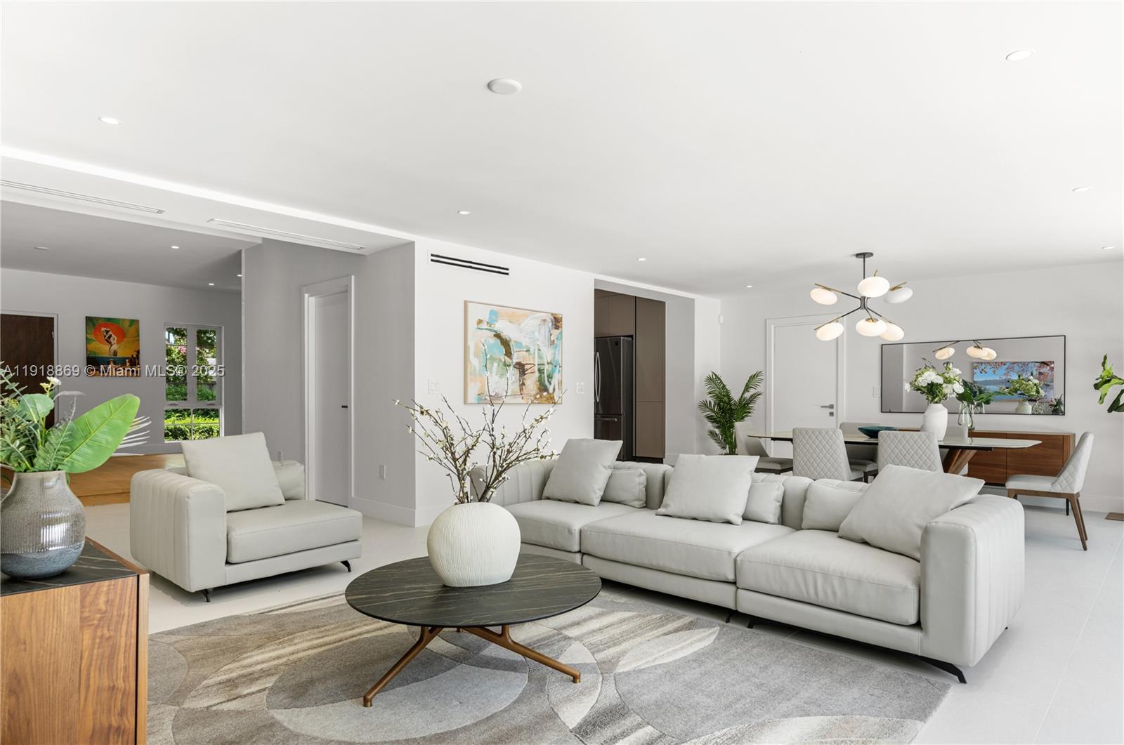 45 NE 104th St Miami Shores, FL 33138