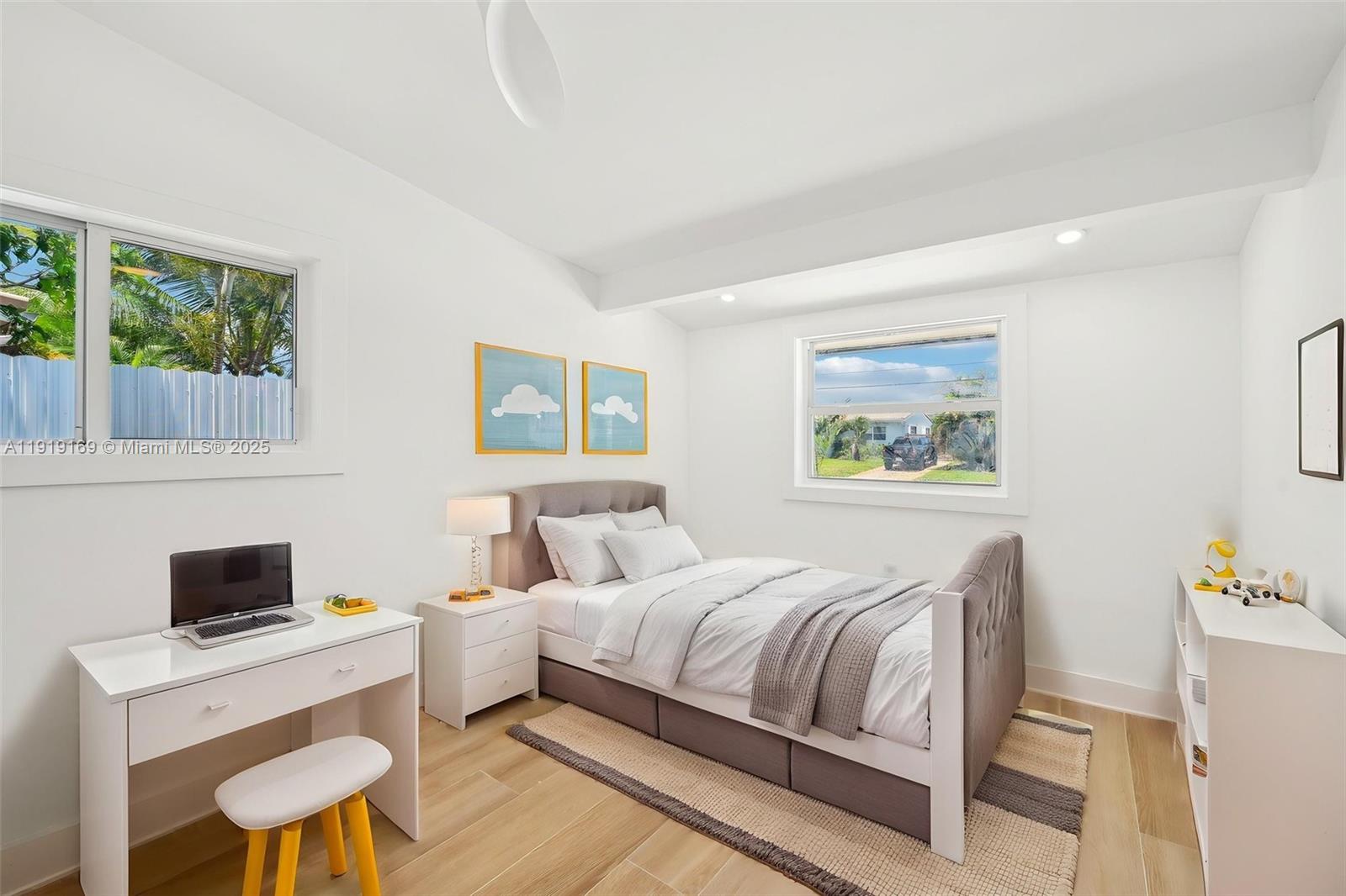 2001 SW 23rd Ave Fort Lauderdale, FL 33312