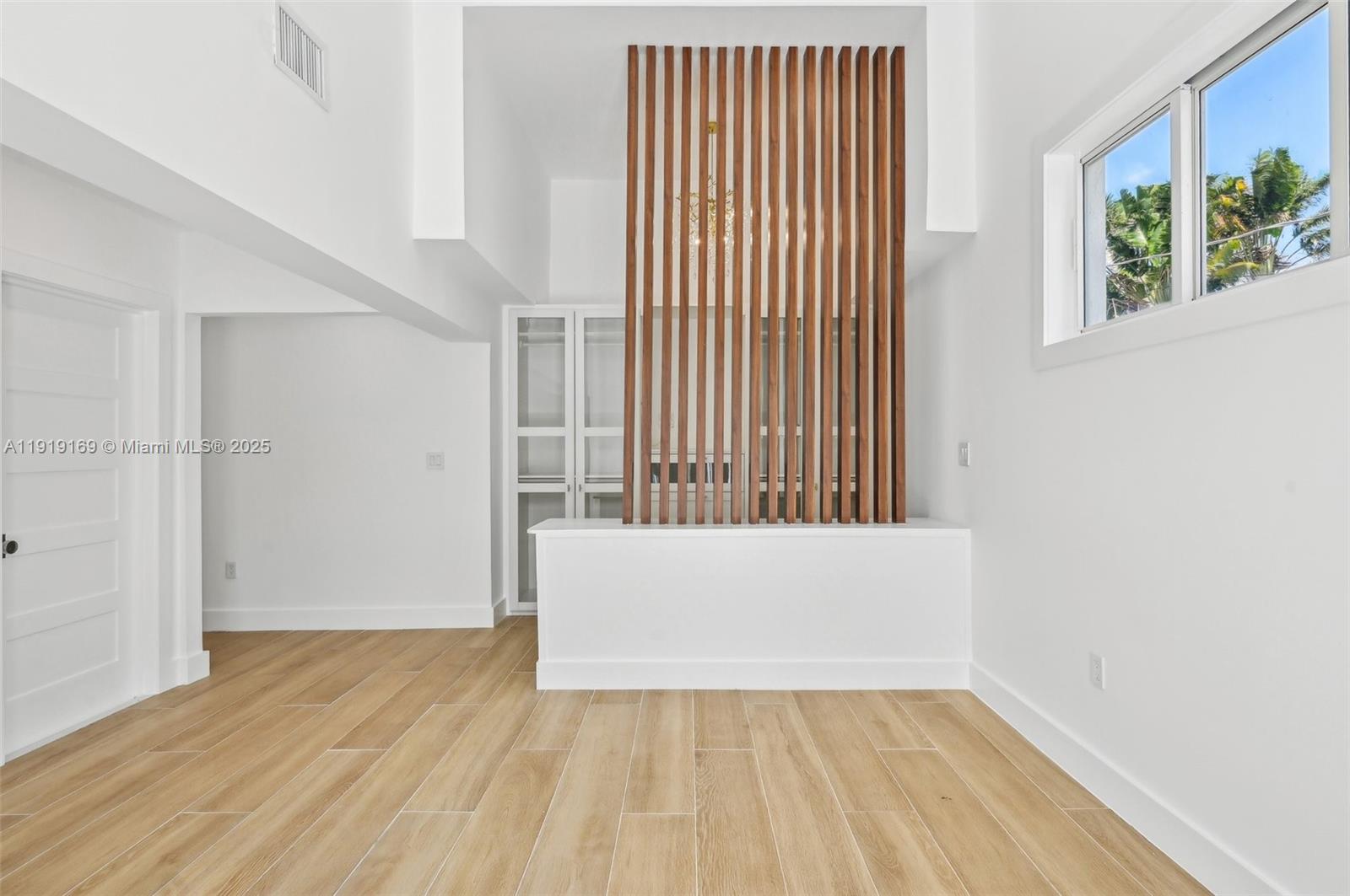 2001 SW 23rd Ave Fort Lauderdale, FL 33312