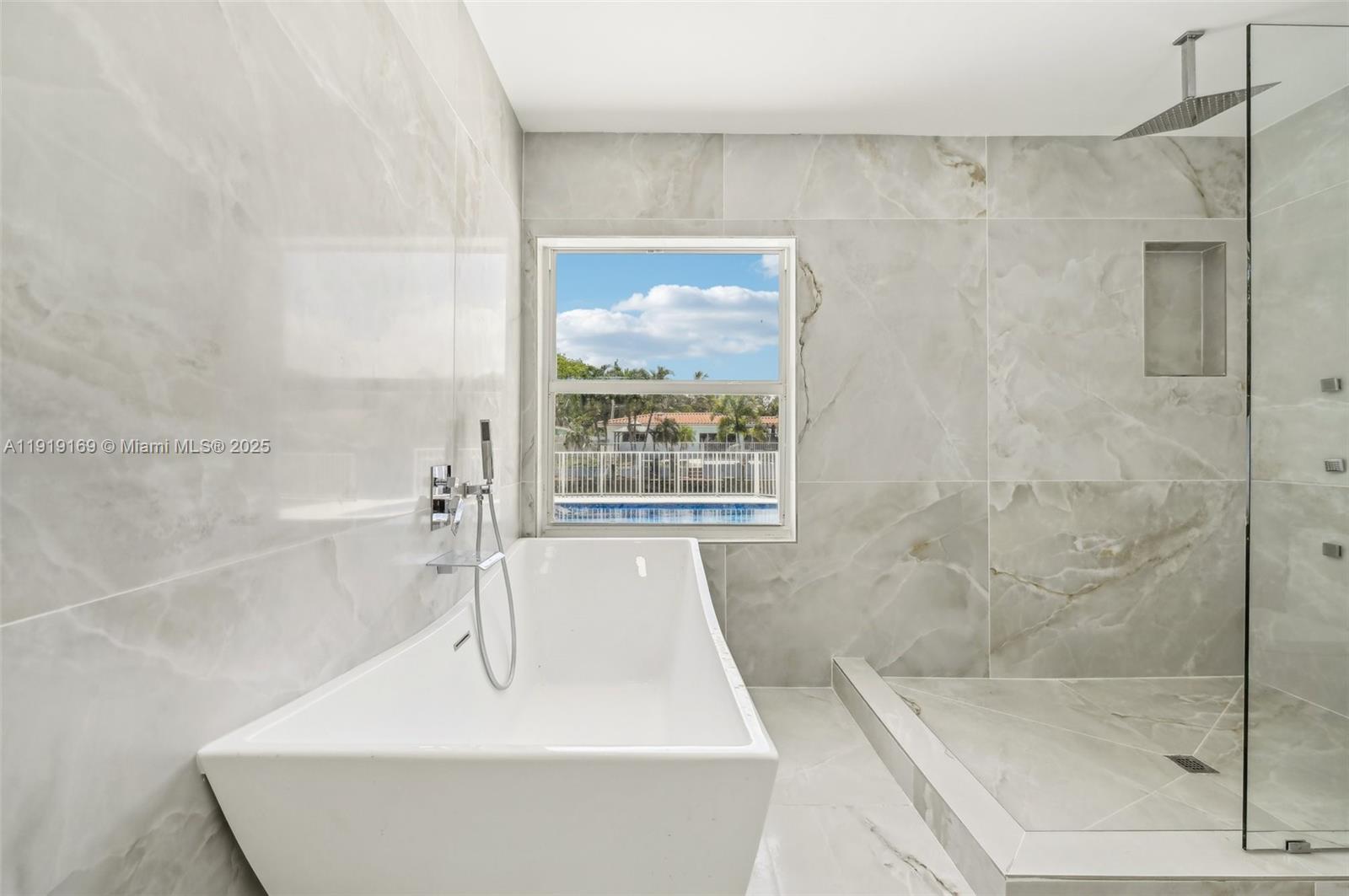 2001 SW 23rd Ave Fort Lauderdale, FL 33312