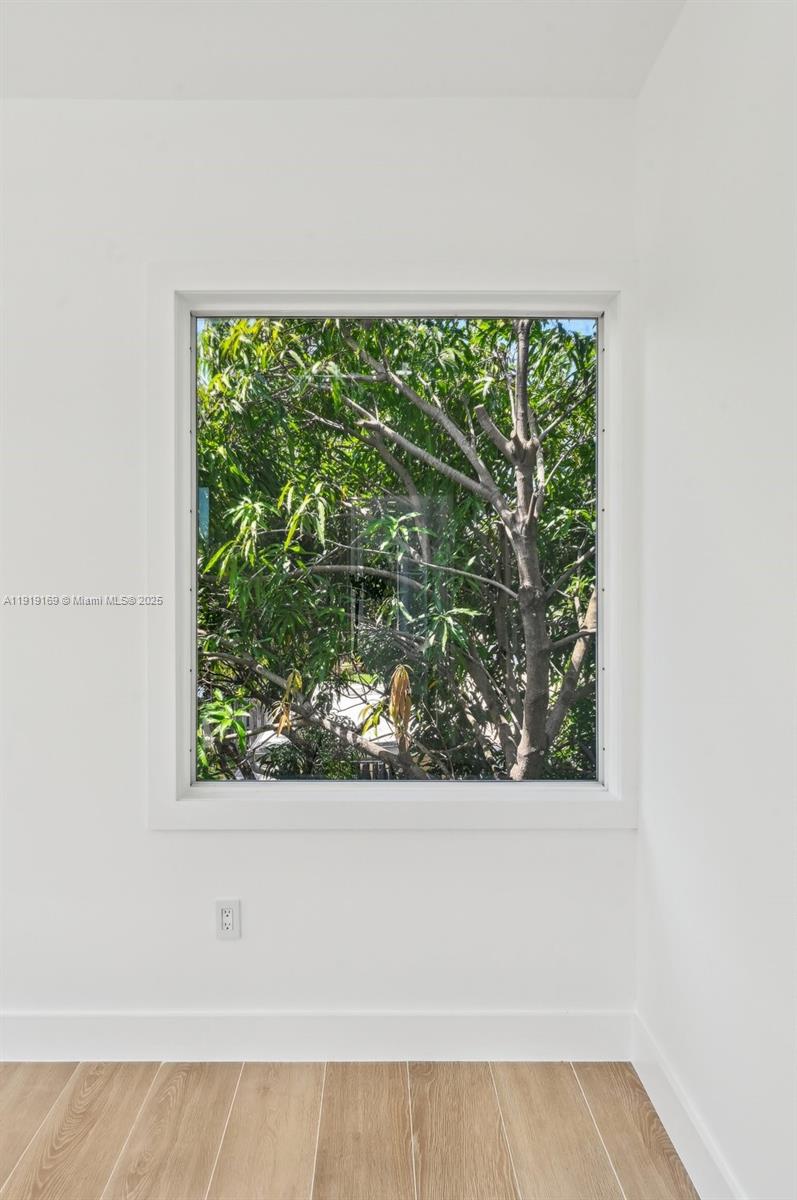 2001 SW 23rd Ave Fort Lauderdale, FL 33312