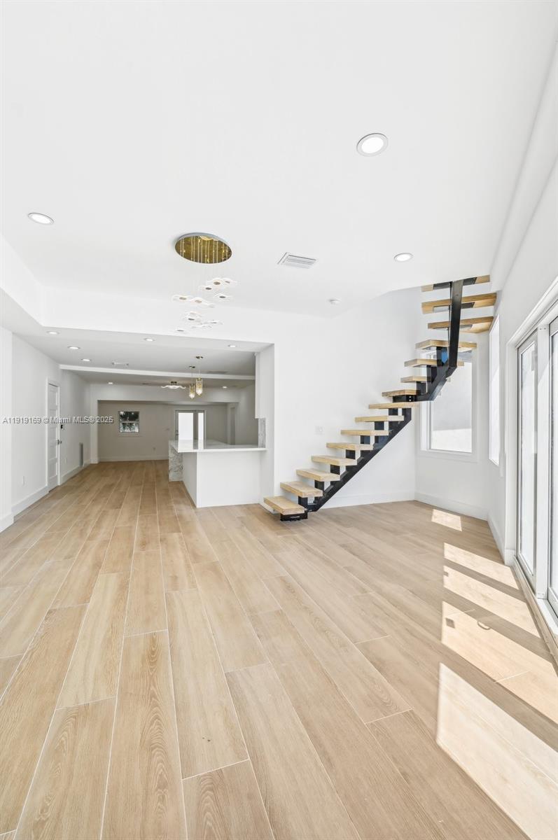 2001 SW 23rd Ave Fort Lauderdale, FL 33312