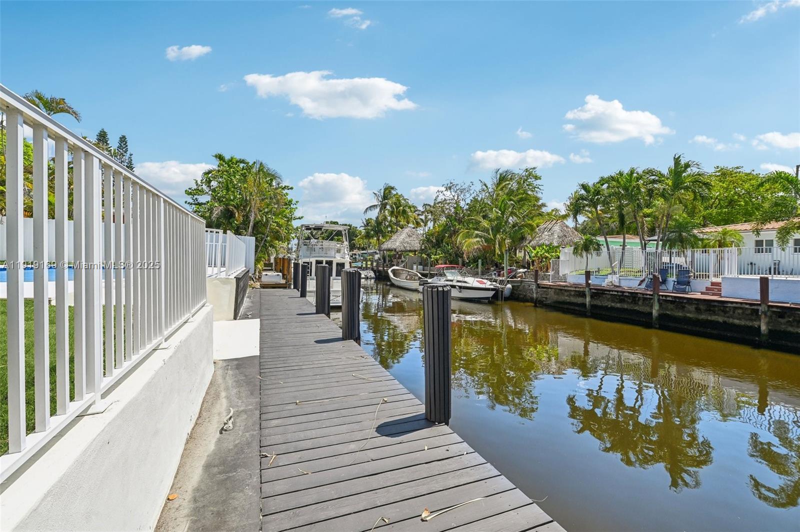 2001 SW 23rd Ave Fort Lauderdale, FL 33312