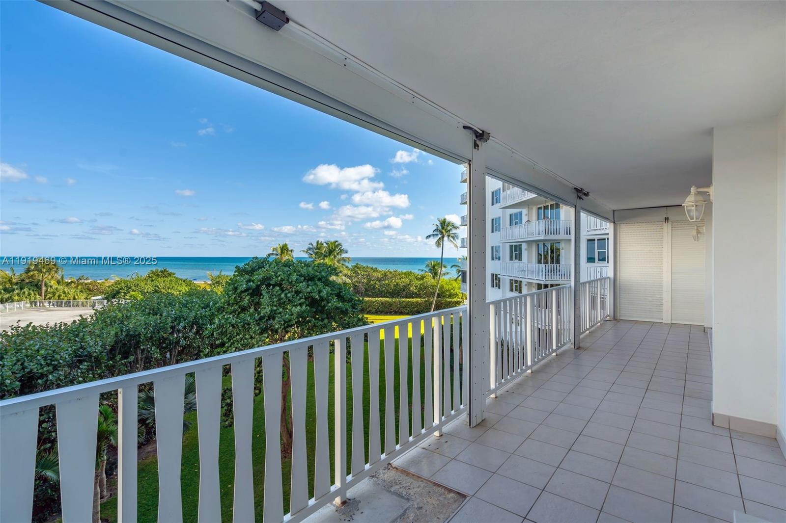 200 Ocean Ln Dr #407-GR09 Key Biscayne, FL 33149