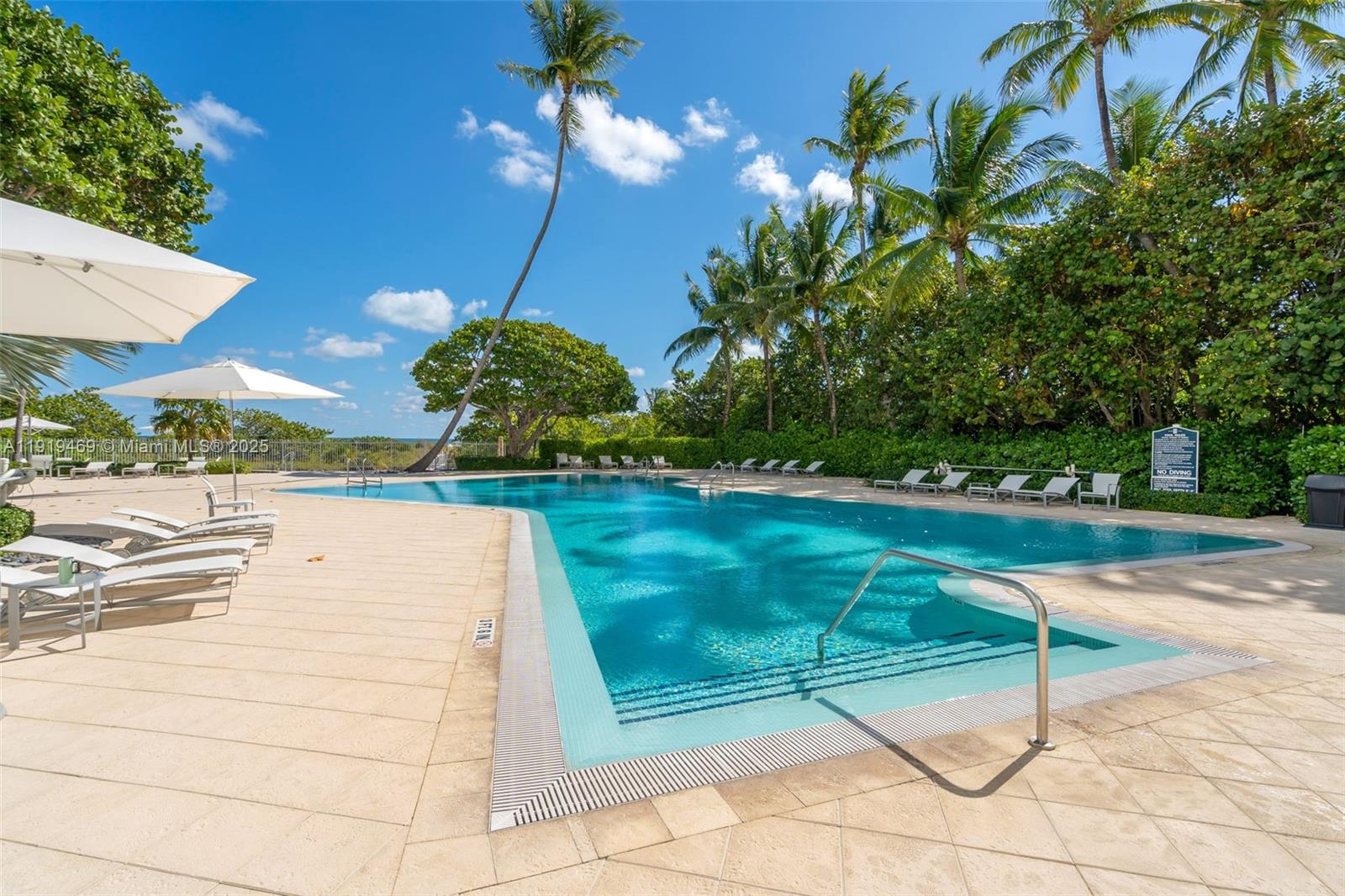 200 Ocean Ln Dr #407-GR09 Key Biscayne, FL 33149