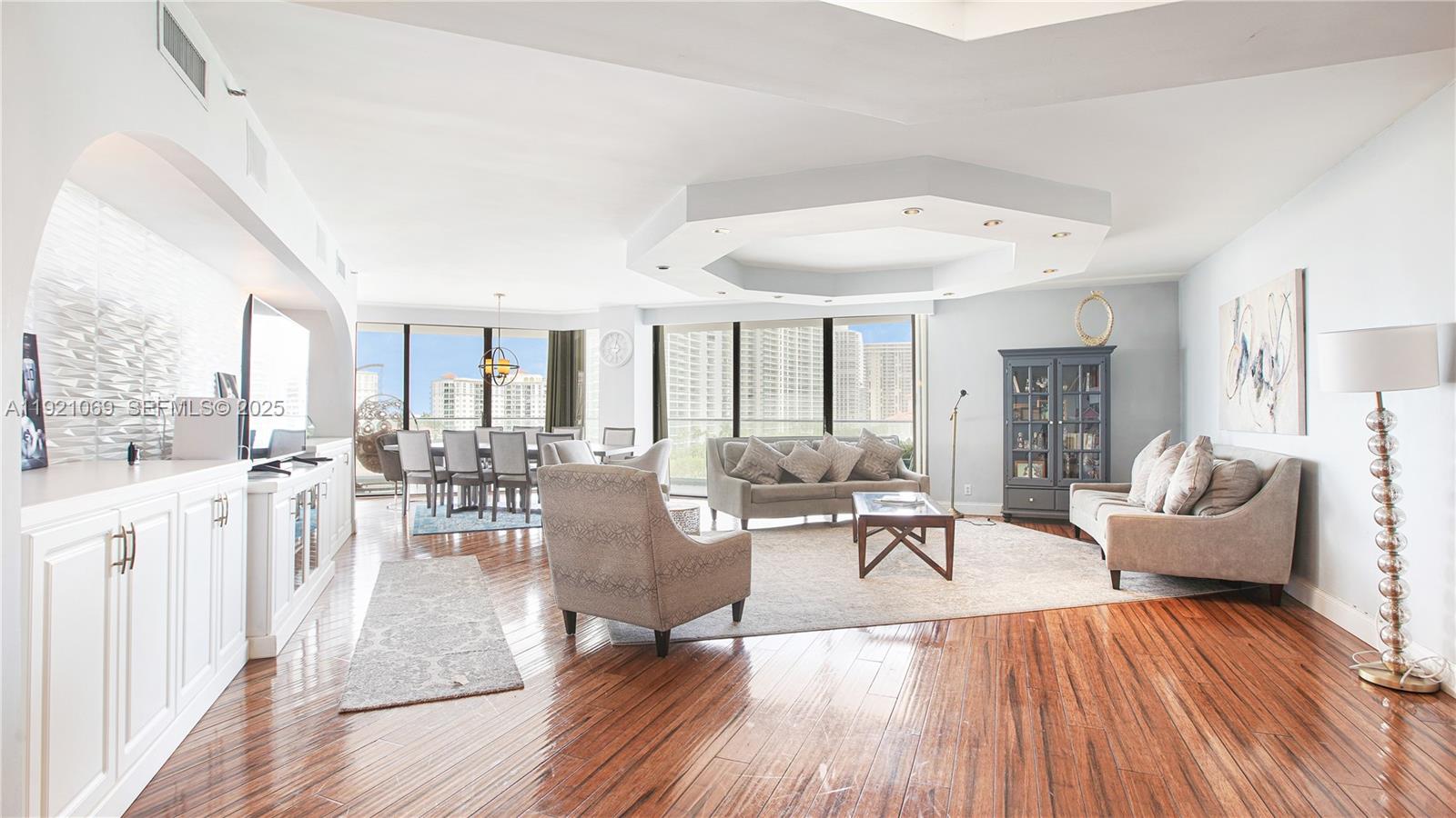 19707 Turnberry Way #10AB Aventura, FL 33180