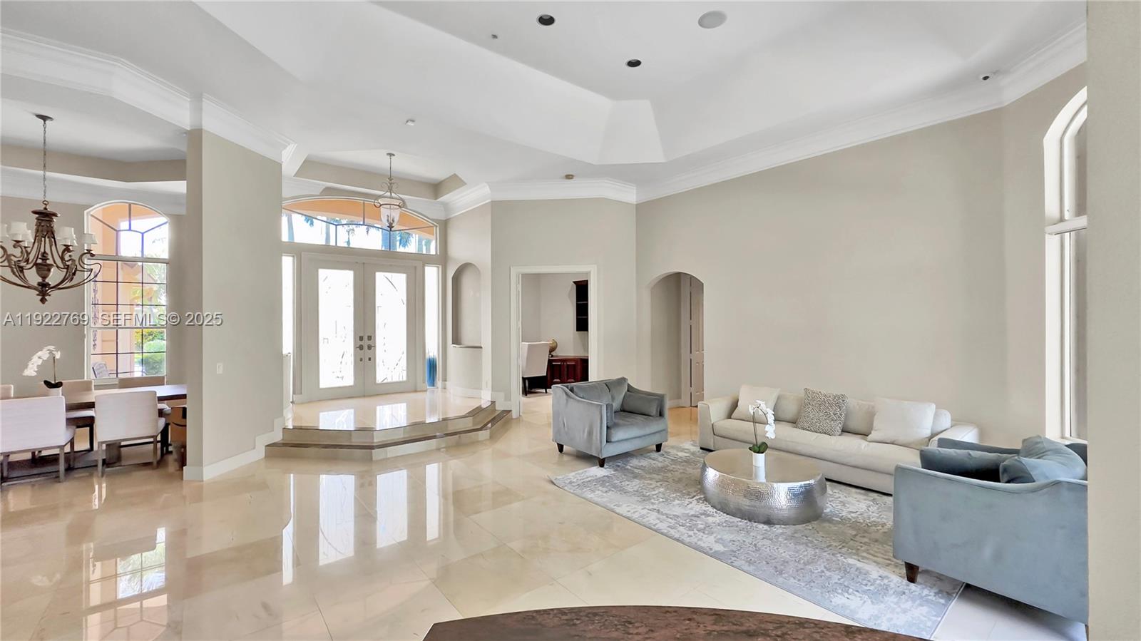 2530 Monterey Ct Weston, FL 33327