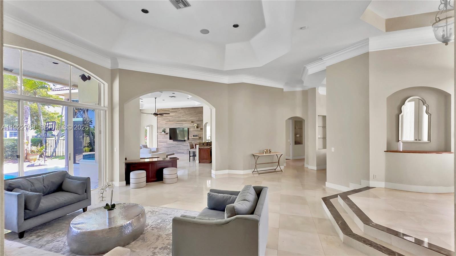 2530 Monterey Ct Weston, FL 33327