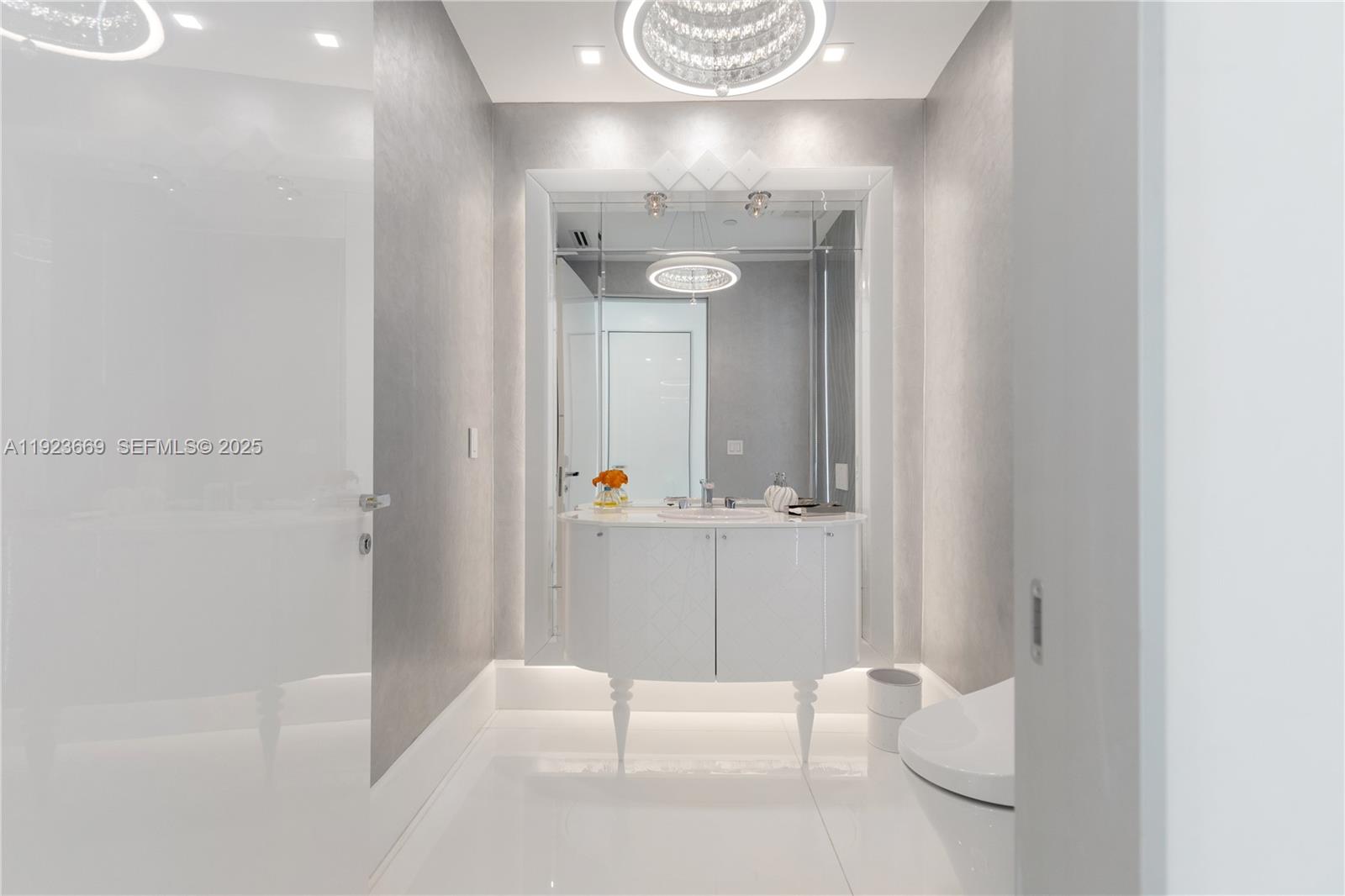 17875 Collins Ave #PH4701 Sunny Isles Beach, FL 33160