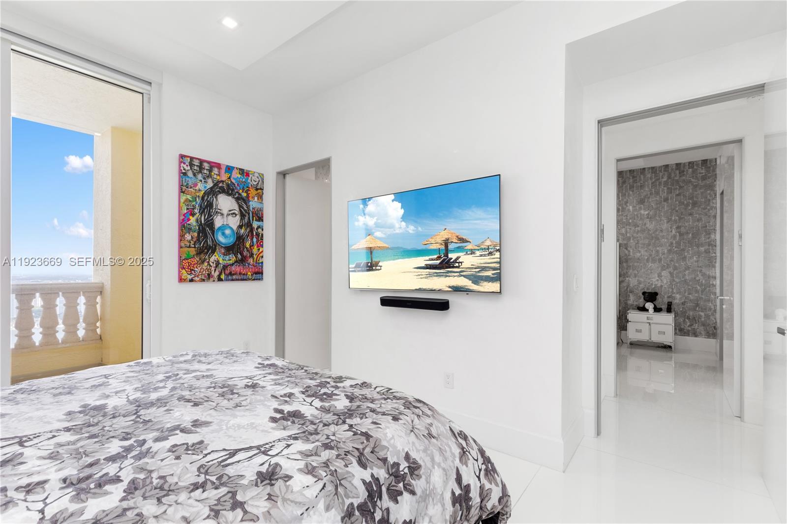 17875 Collins Ave #PH4701 Sunny Isles Beach, FL 33160