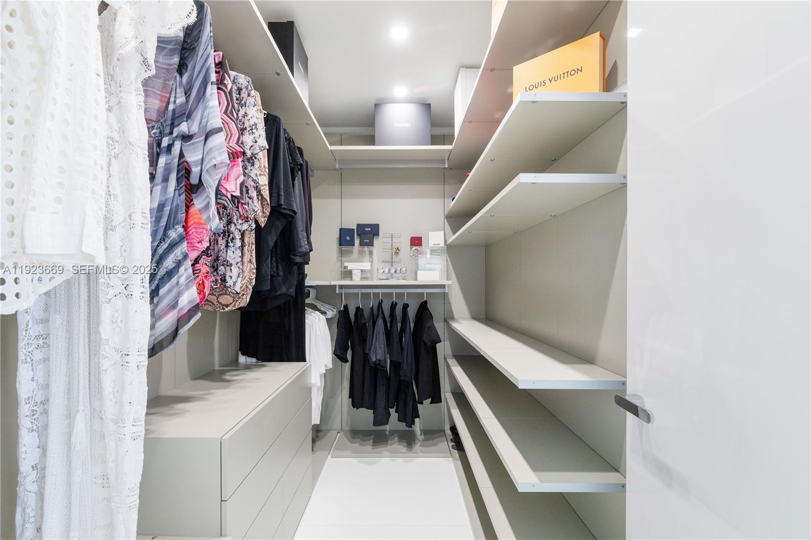 17875 Collins Ave #PH4701 Sunny Isles Beach, FL 33160