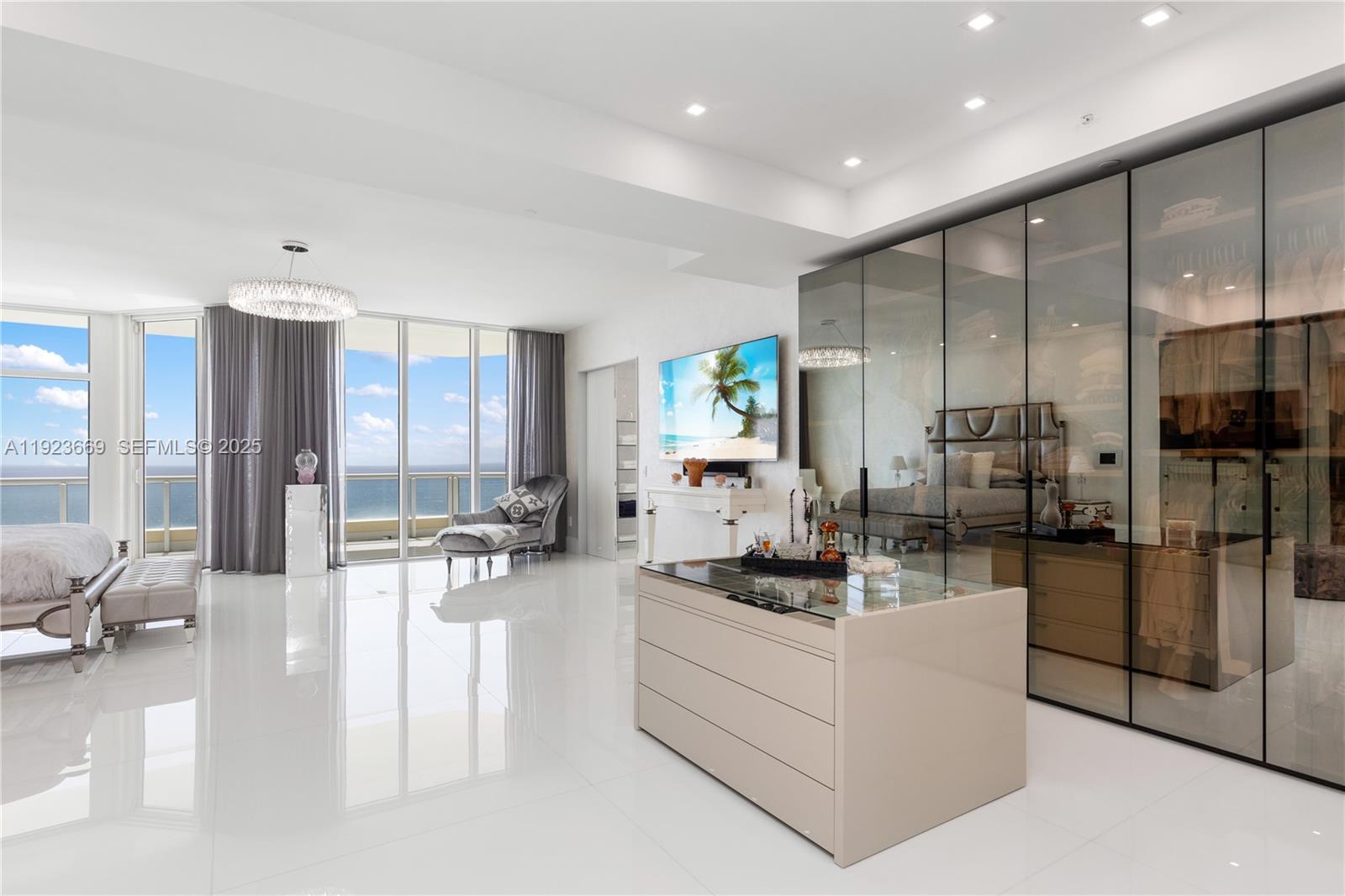 17875 Collins Ave #PH4701 Sunny Isles Beach, FL 33160