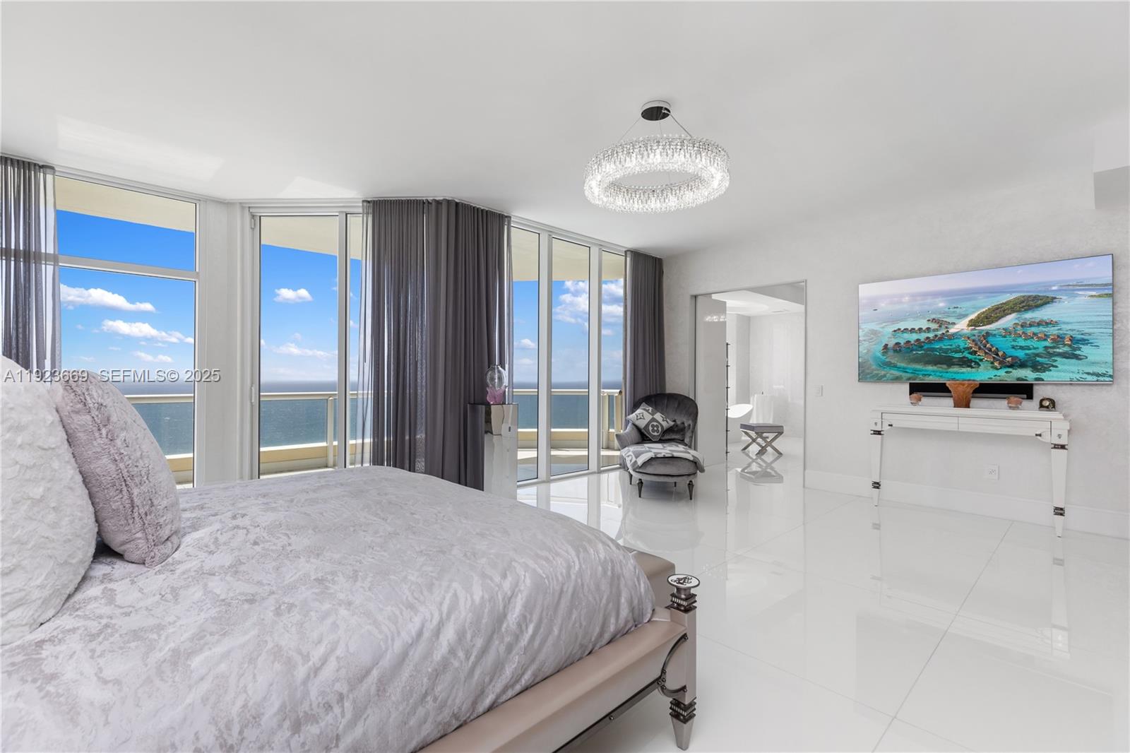 17875 Collins Ave #PH4701 Sunny Isles Beach, FL 33160