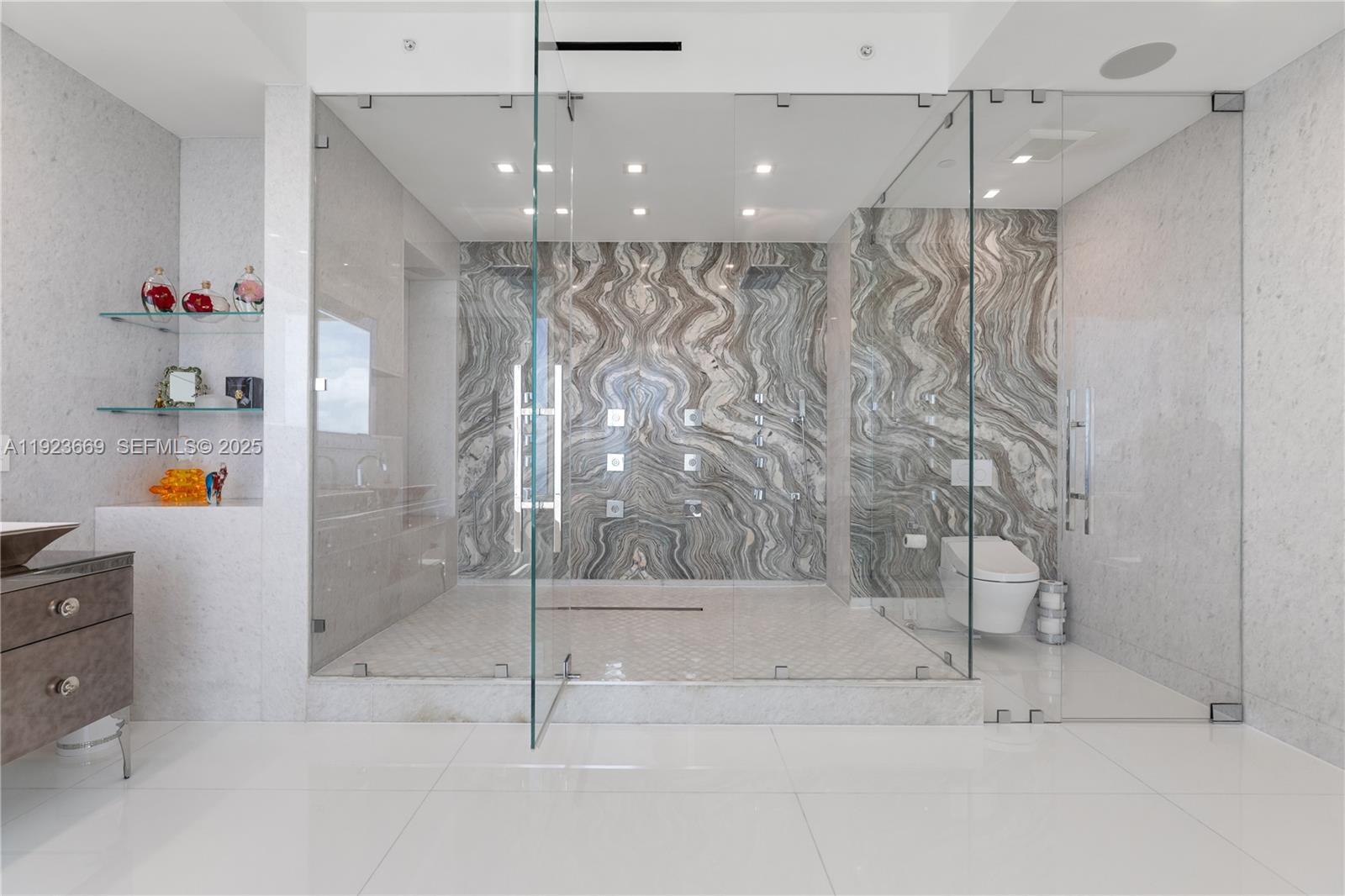 17875 Collins Ave #PH4701 Sunny Isles Beach, FL 33160