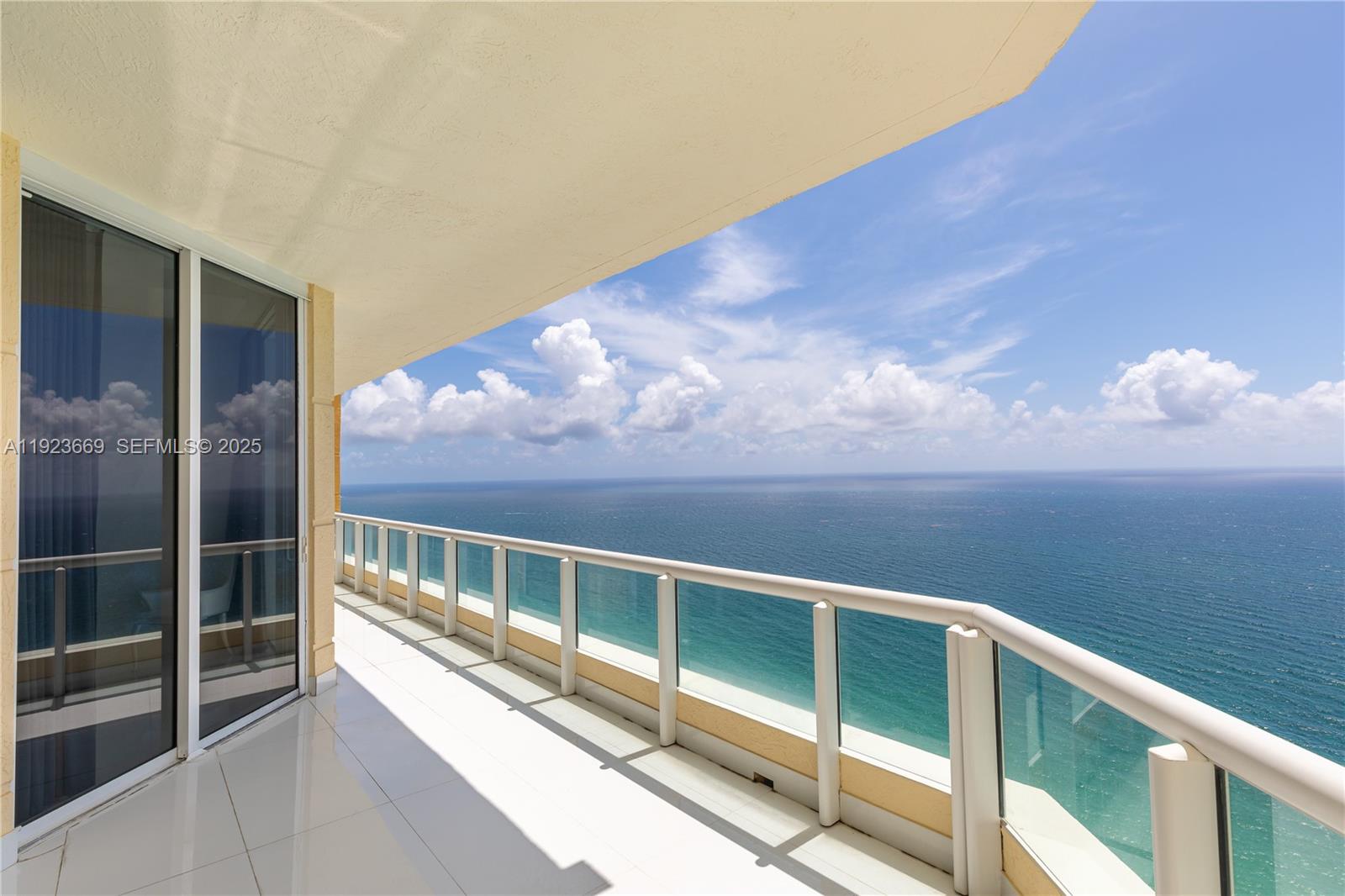 17875 Collins Ave #PH4701 Sunny Isles Beach, FL 33160