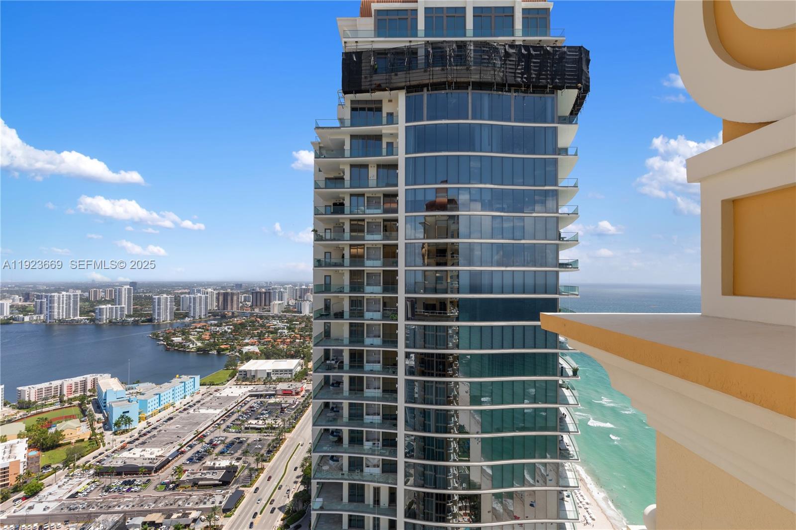 17875 Collins Ave #PH4701 Sunny Isles Beach, FL 33160