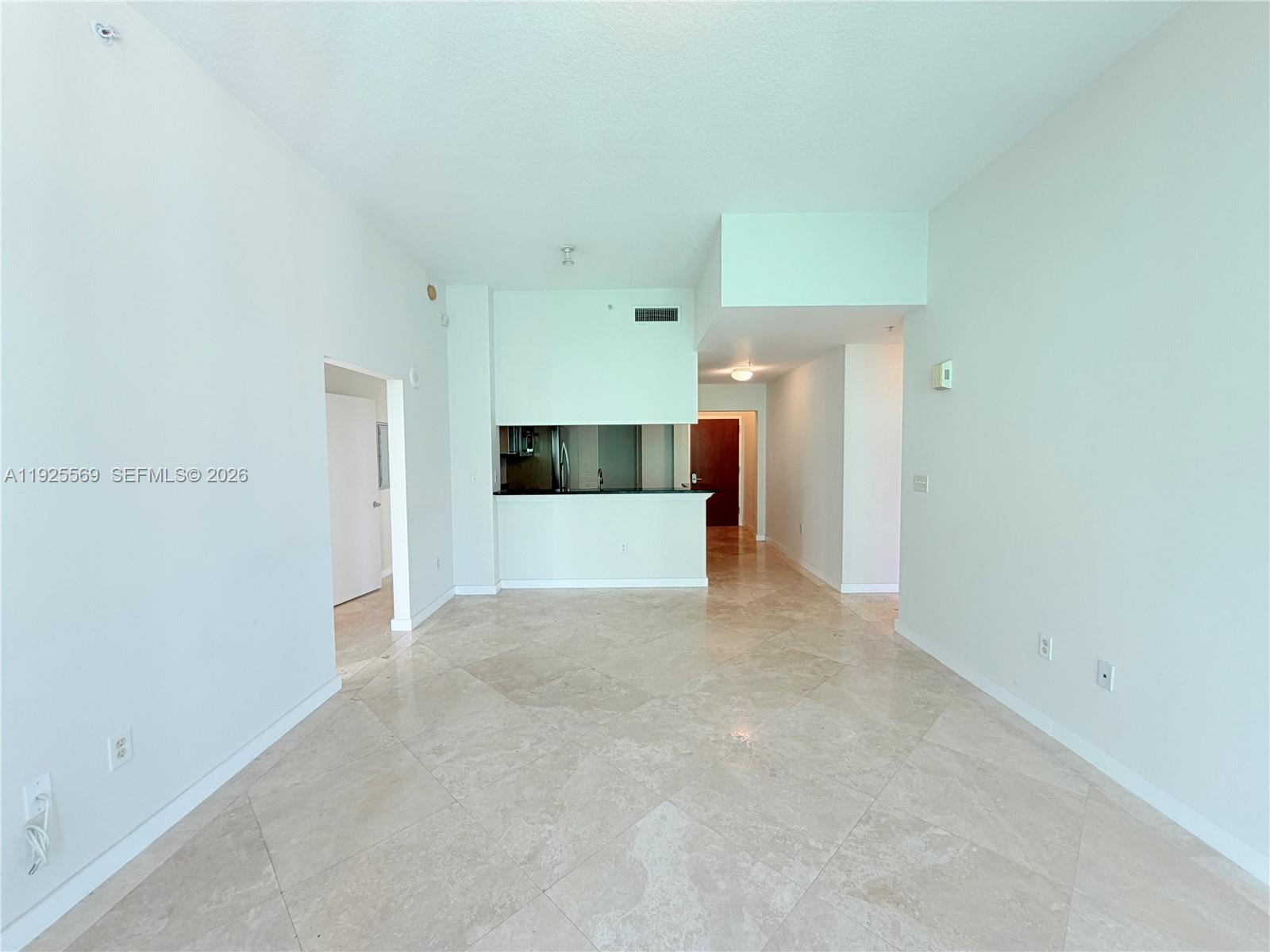 image Brickell on the River North21