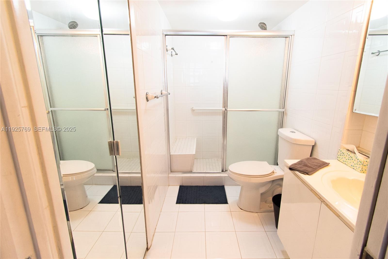 1621 Collins Ave #906 Miami Beach, FL 33139