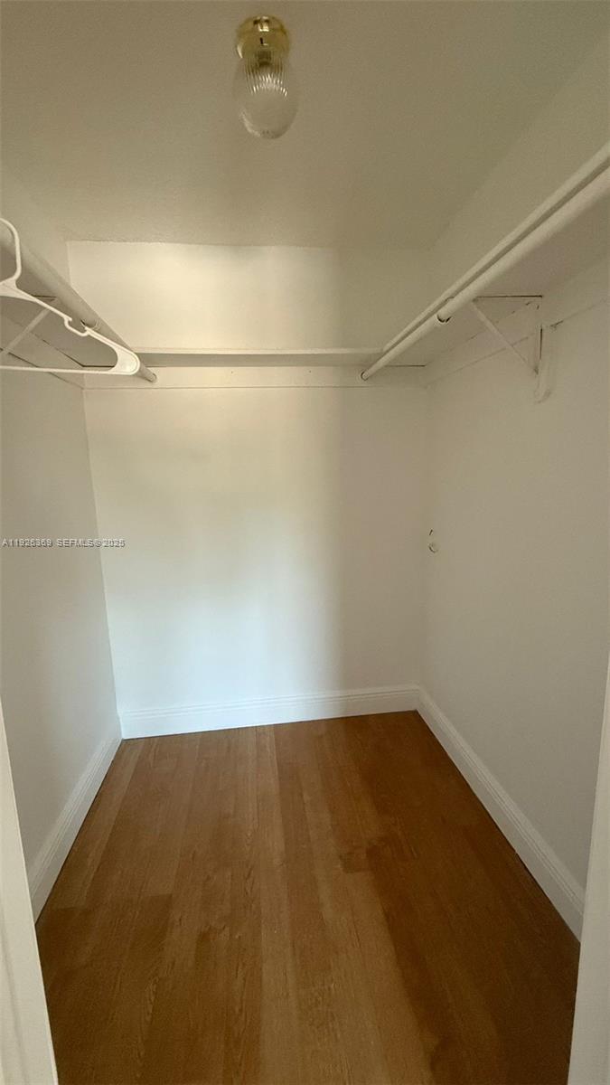 Undisclosed Address Miami Beach, FL 33139