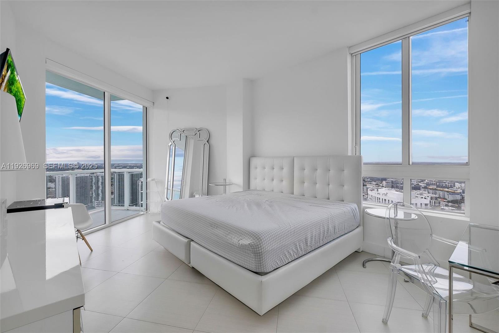 image Quantum On The Bay Condo17