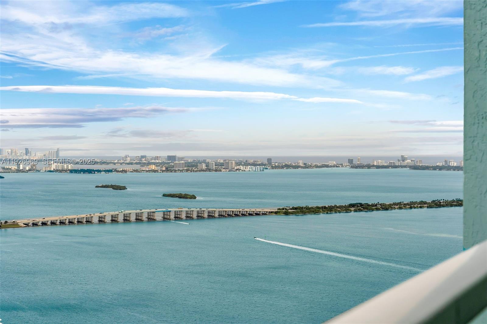 image Quantum On The Bay Condo7