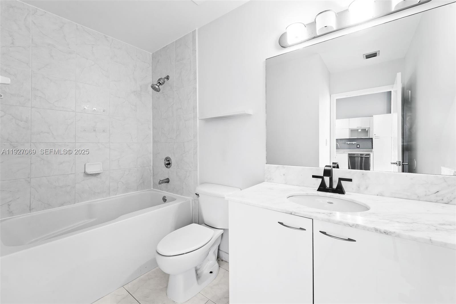 133 NE 2nd Ave #1905 Miami, FL 33132