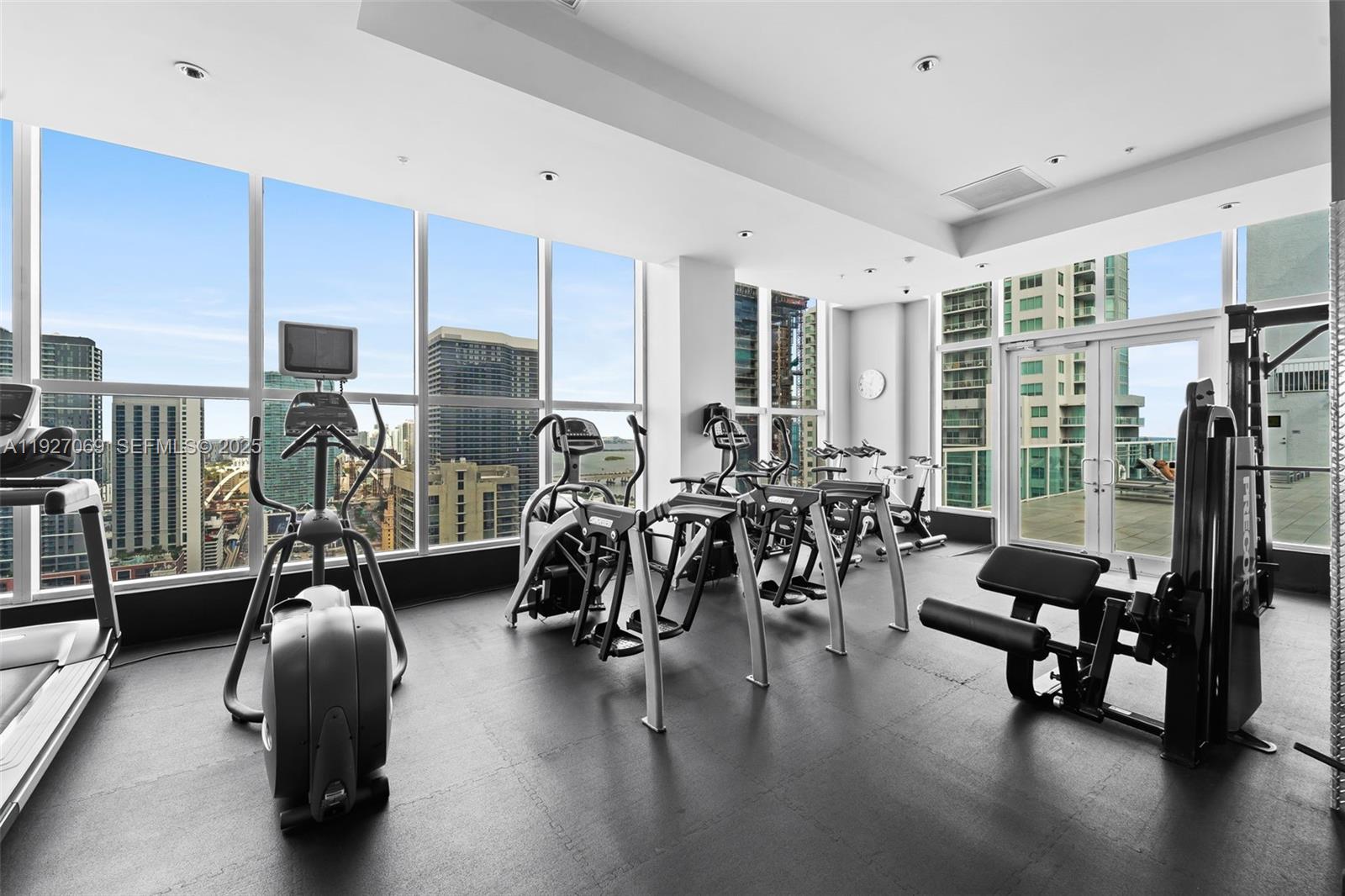 133 NE 2nd Ave #1905 Miami, FL 33132