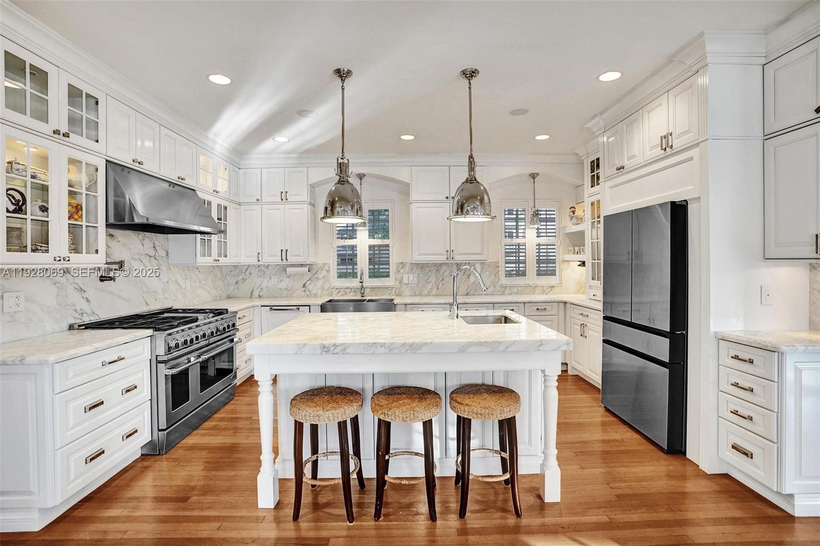 1281 Banyan Rd Boca Raton, FL 33432