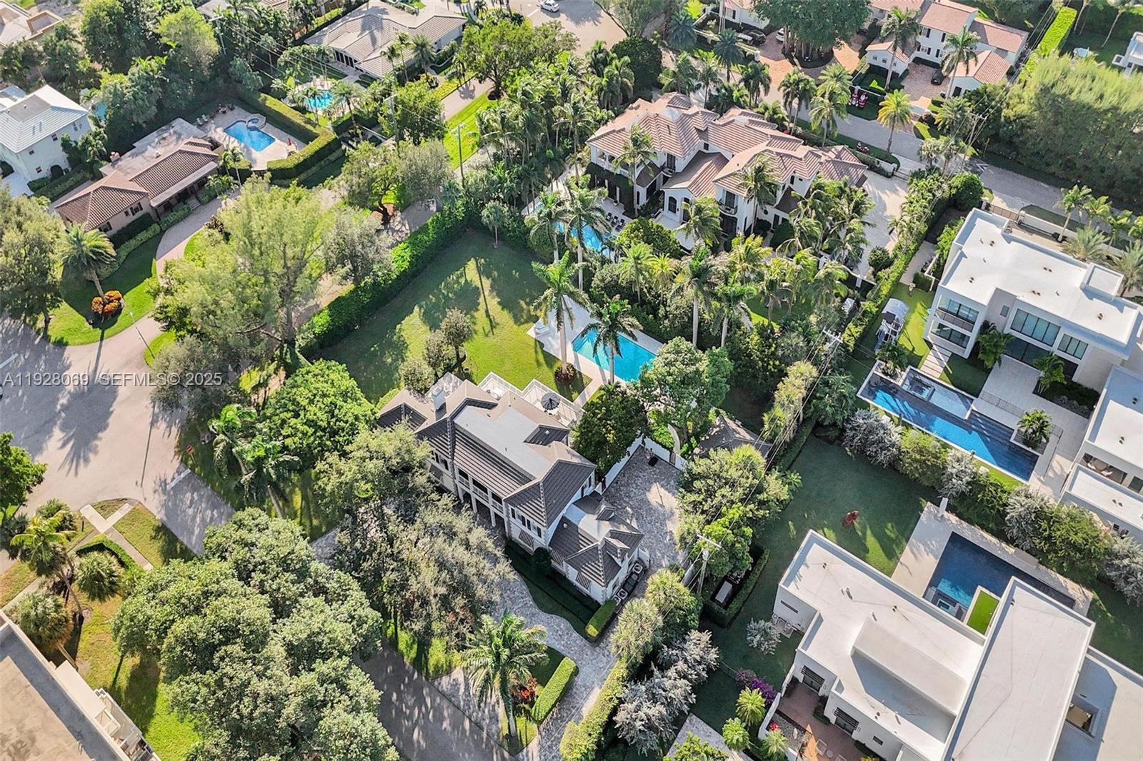 1281 Banyan Rd Boca Raton, FL 33432