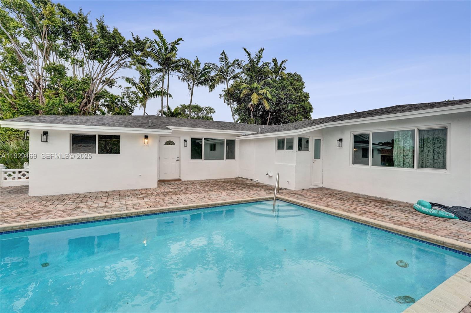 5100 NE 17th Ter Fort Lauderdale, FL 33334