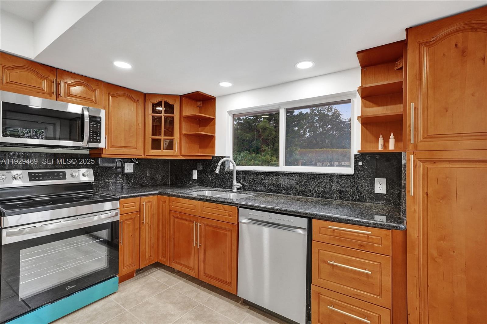 5100 NE 17th Ter Fort Lauderdale, FL 33334