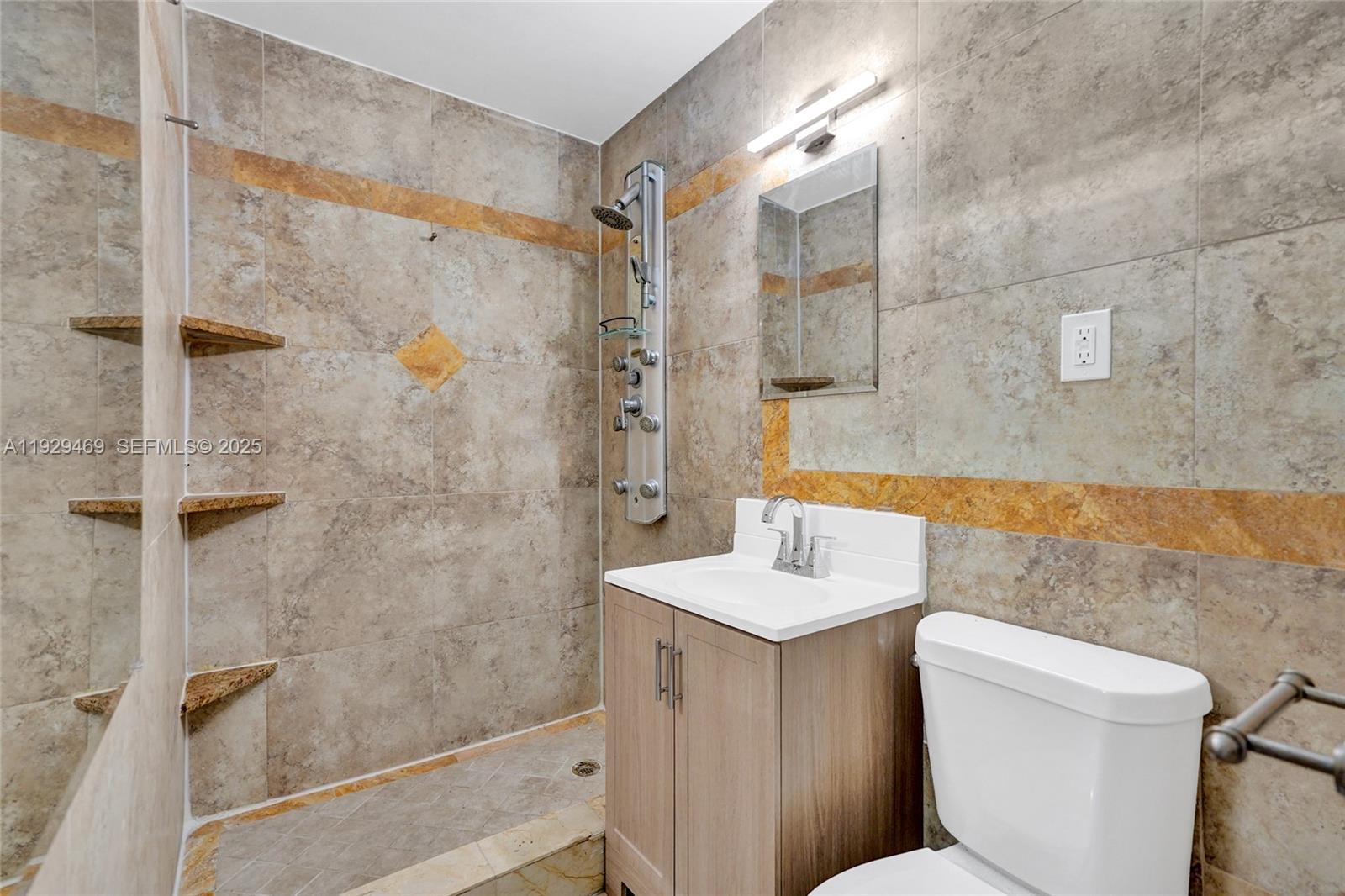 5100 NE 17th Ter Fort Lauderdale, FL 33334