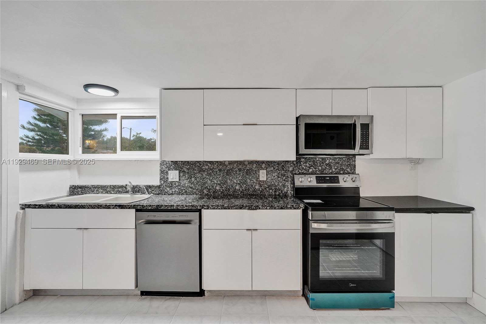 5100 NE 17th Ter Fort Lauderdale, FL 33334