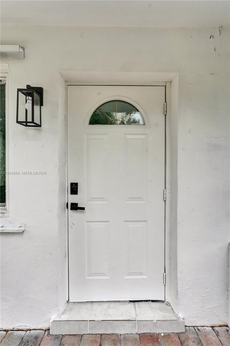 5100 NE 17th Ter Fort Lauderdale, FL 33334