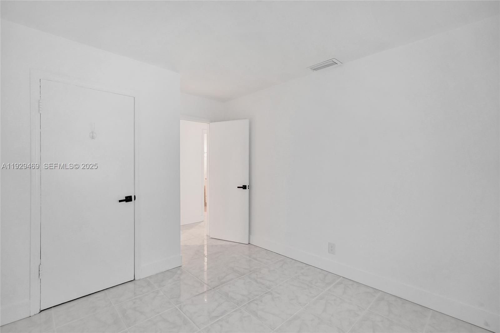 5100 NE 17th Ter Fort Lauderdale, FL 33334