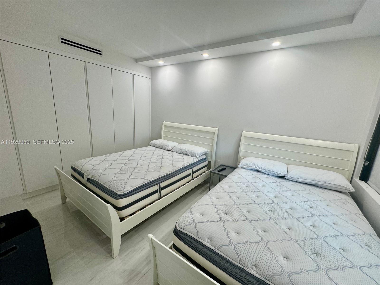 9801 Collins Ave #5U Bal Harbour, FL 33154