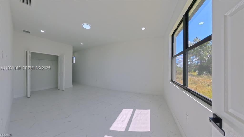 2809 18th St W Lehigh Acres, FL 33971