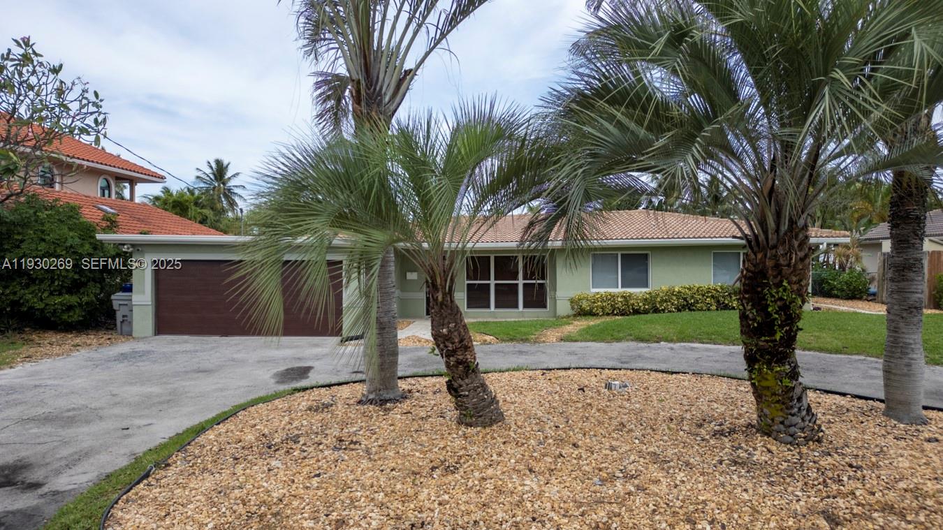 2875 NE 19th St Pompano Beach, FL 33062