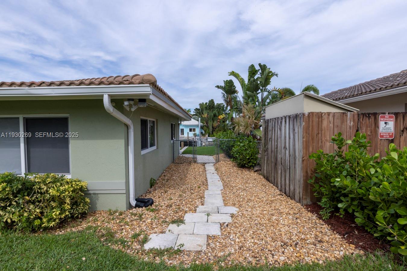 2875 NE 19th St Pompano Beach, FL 33062