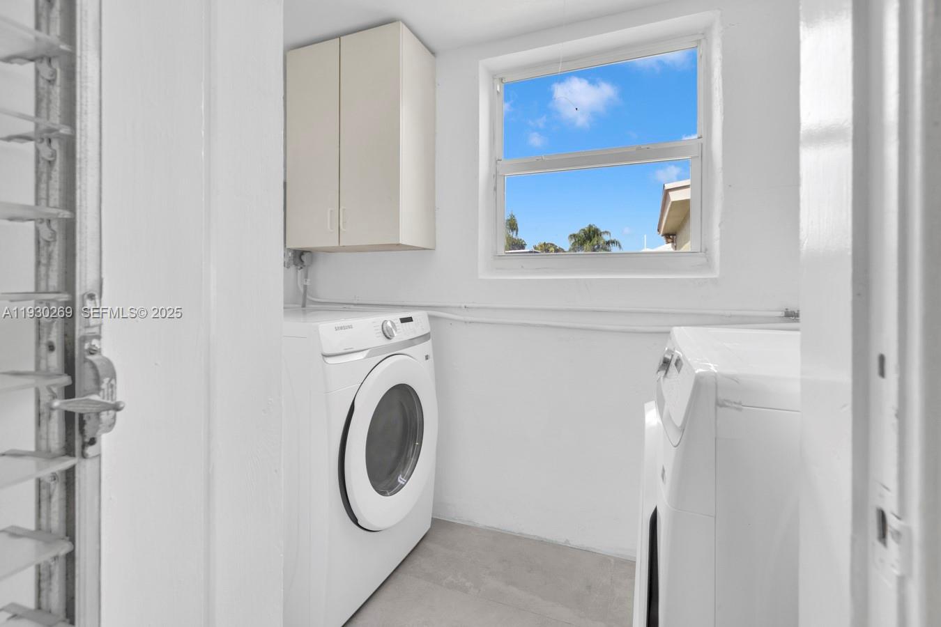 2875 NE 19th St Pompano Beach, FL 33062