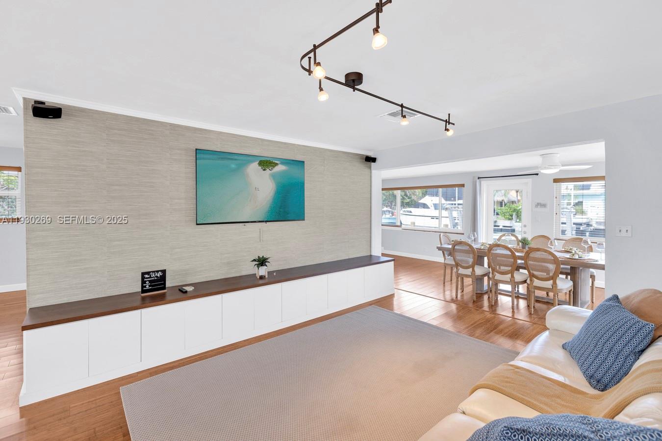 2875 NE 19th St Pompano Beach, FL 33062