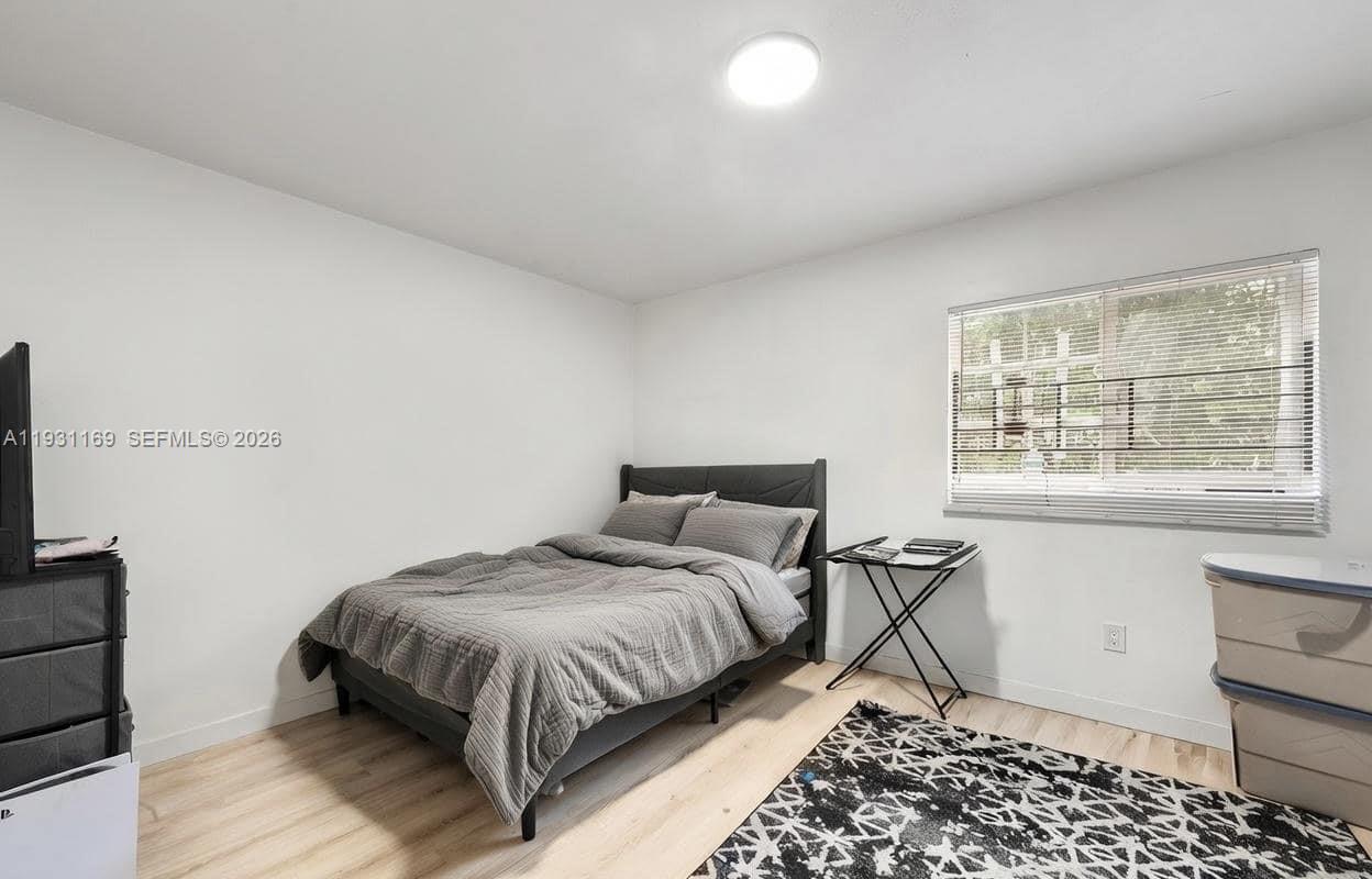 3700 N 56th Ave #1012 Hollywood, FL 33021