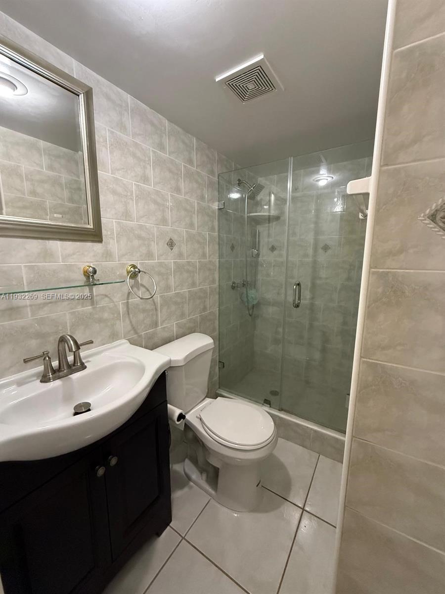 Undisclosed Address Miami, FL 33177