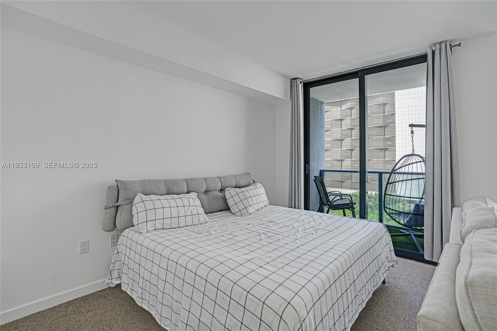 31 SE 6th St #805 Miami, FL 33131