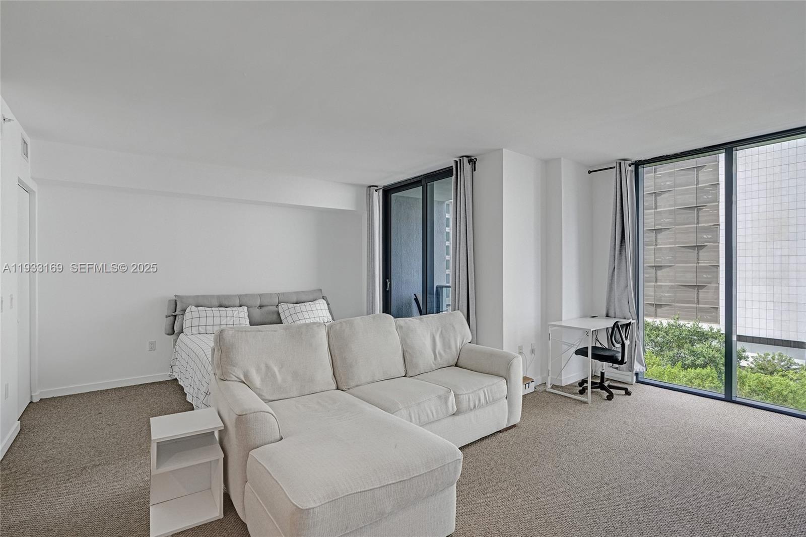 31 SE 6th St #805 Miami, FL 33131