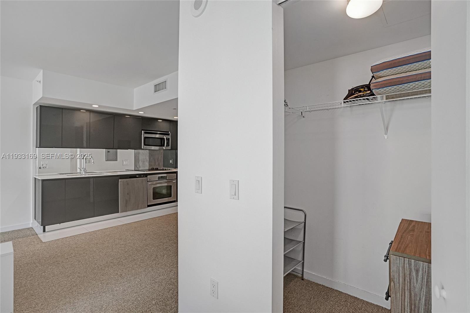 31 SE 6th St #805 Miami, FL 33131