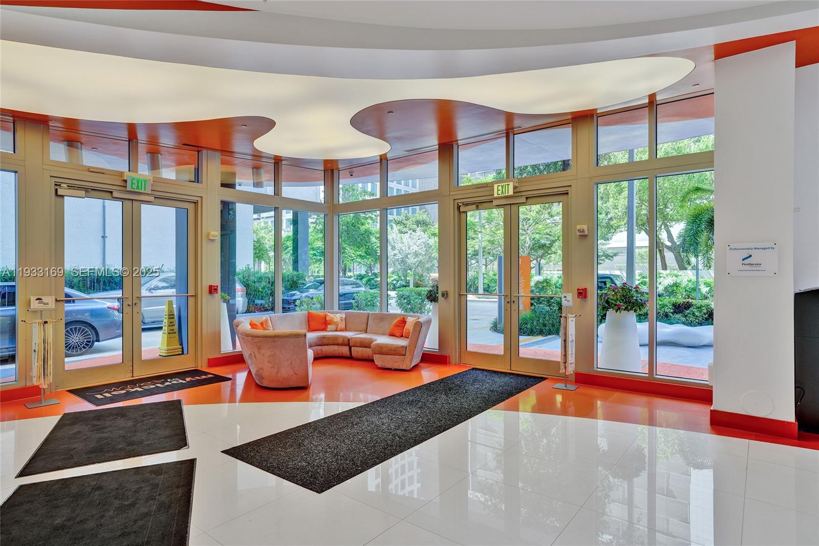 31 SE 6th St #805 Miami, FL 33131