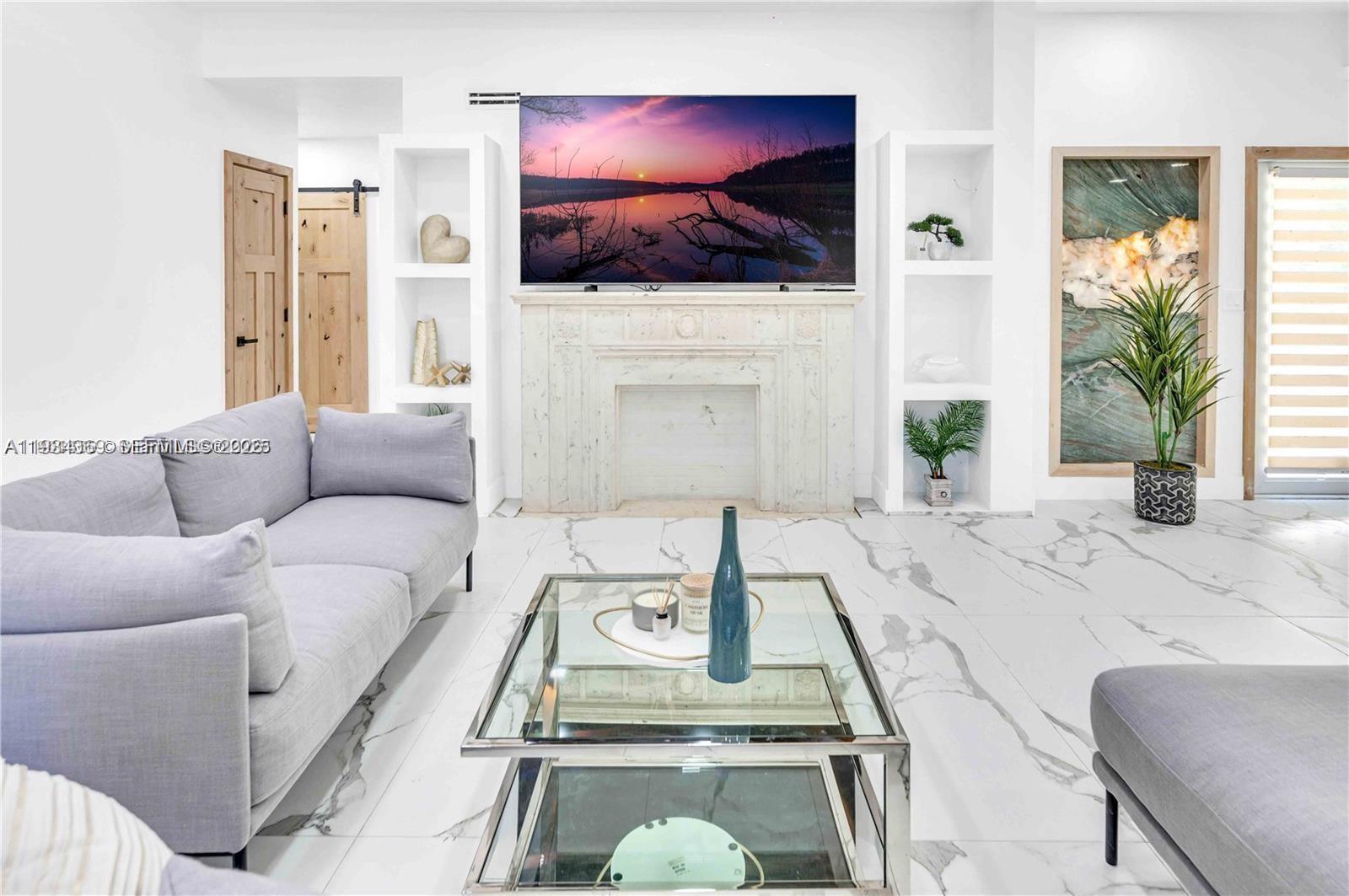 4708 Alton Rd Miami Beach, FL 33140