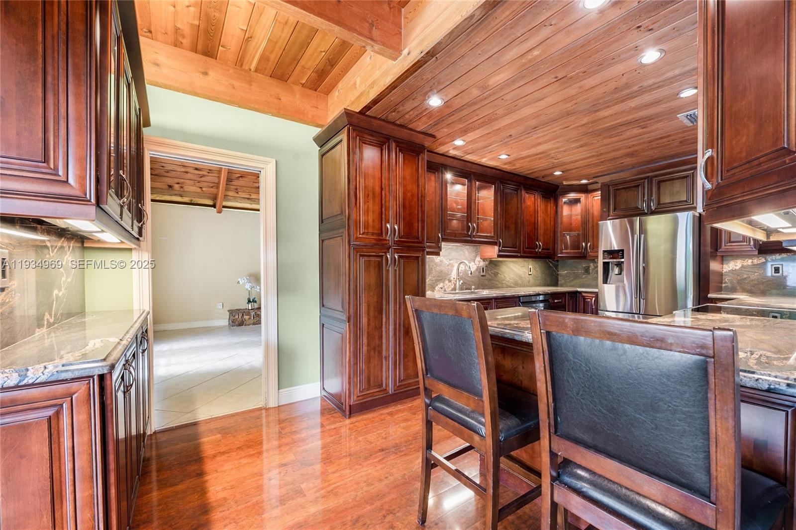 7524 SW 78th Ter Miami, FL 33143